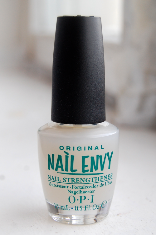 OPI Nail Envy, original – this is my current attempt at finding a treatment